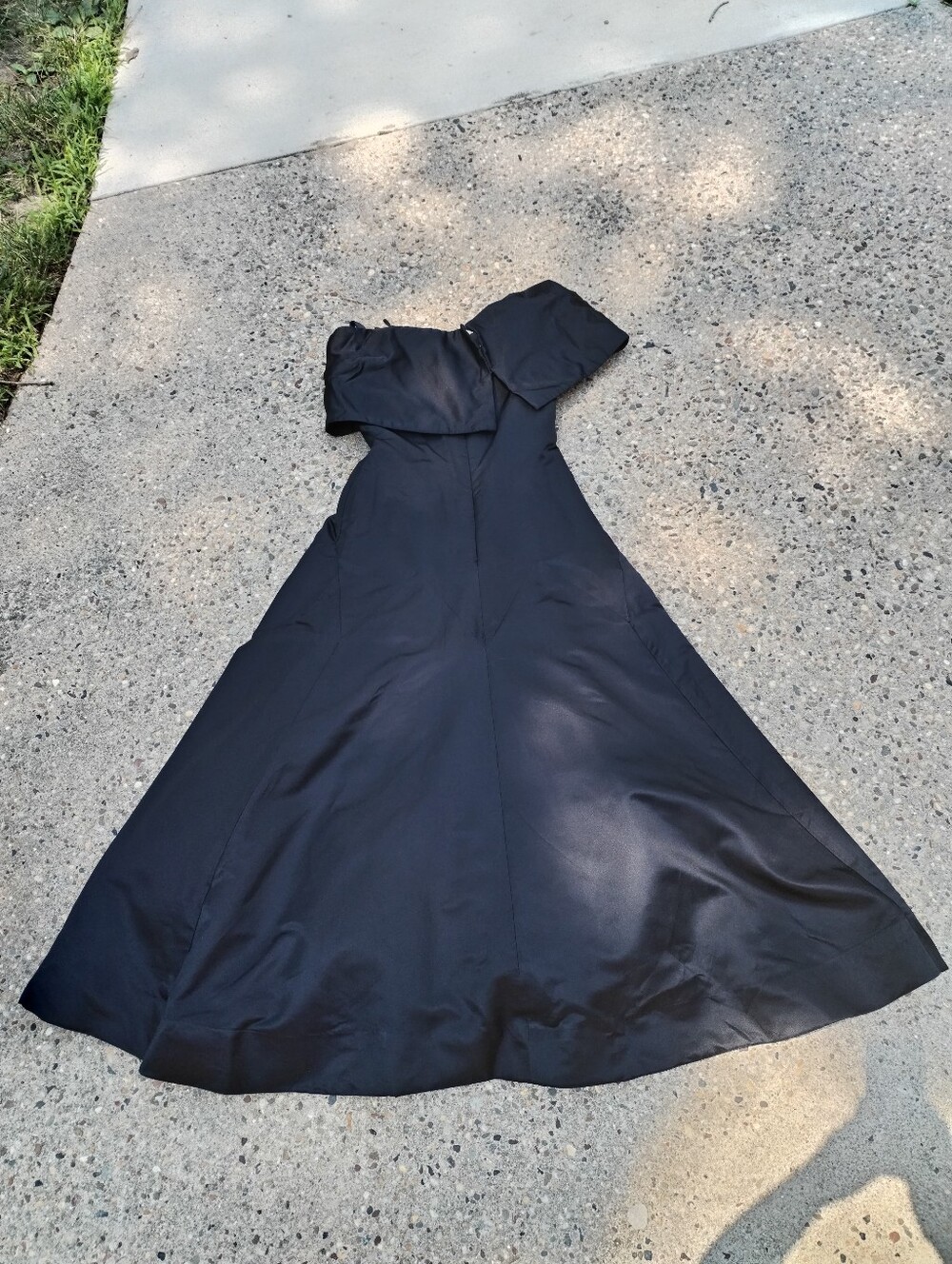 Vintage Scaasi Boutique Black Silk Off-Shoulder Evening Gown Size 10 | Elegant
